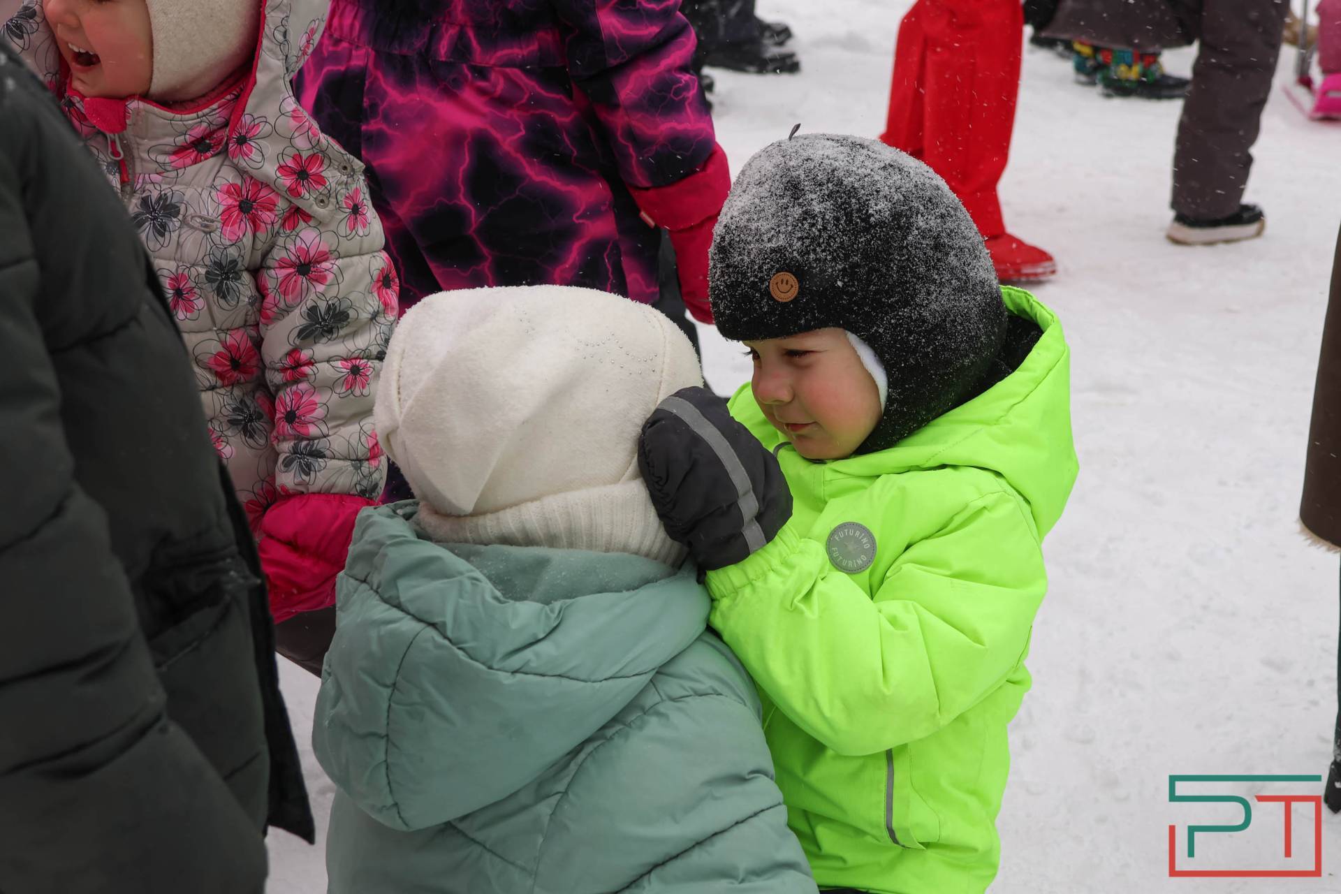 Семейная квест‑игра прошла на бульваре улицы Серова