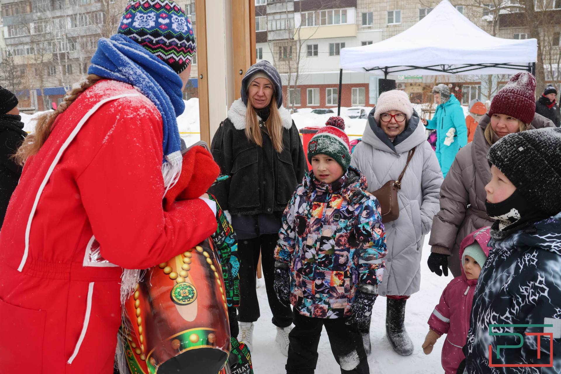 Семейная квест‑игра прошла на бульваре улицы Серова
