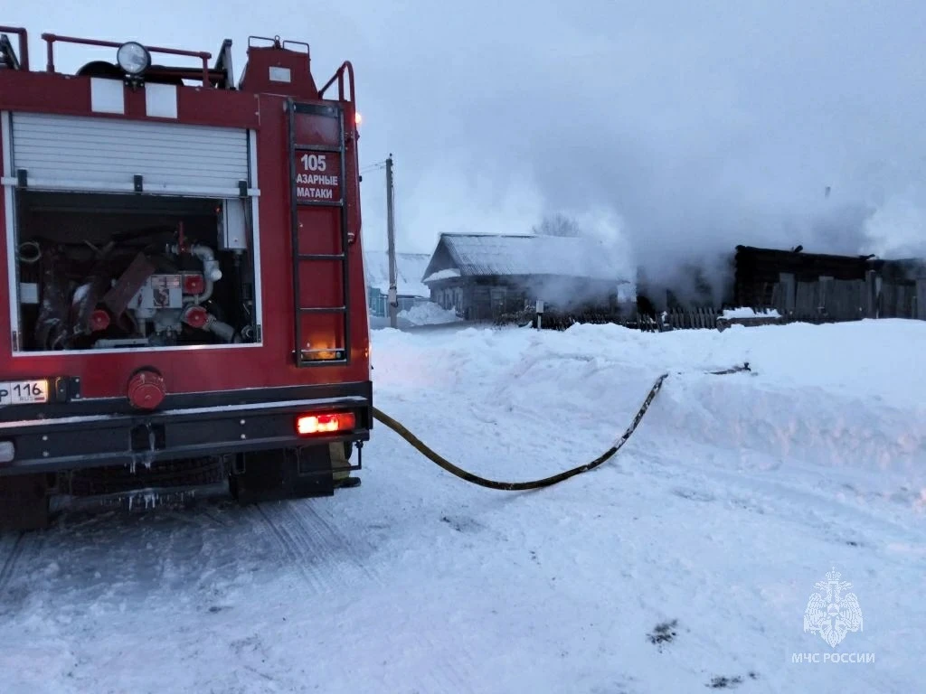 Из-за непотушенной сигареты погиб мужчина на пожаре в Алькеевском районе