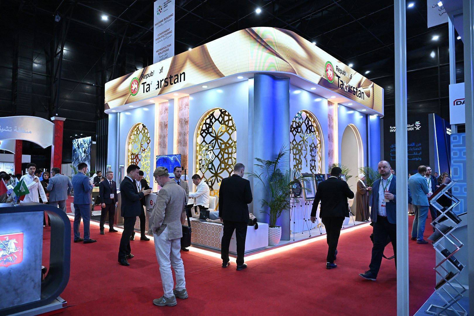 Минниханов – гостям «ИННОПРОМа»: «Приглашаю к реализации совместных проектов в Татарстане»