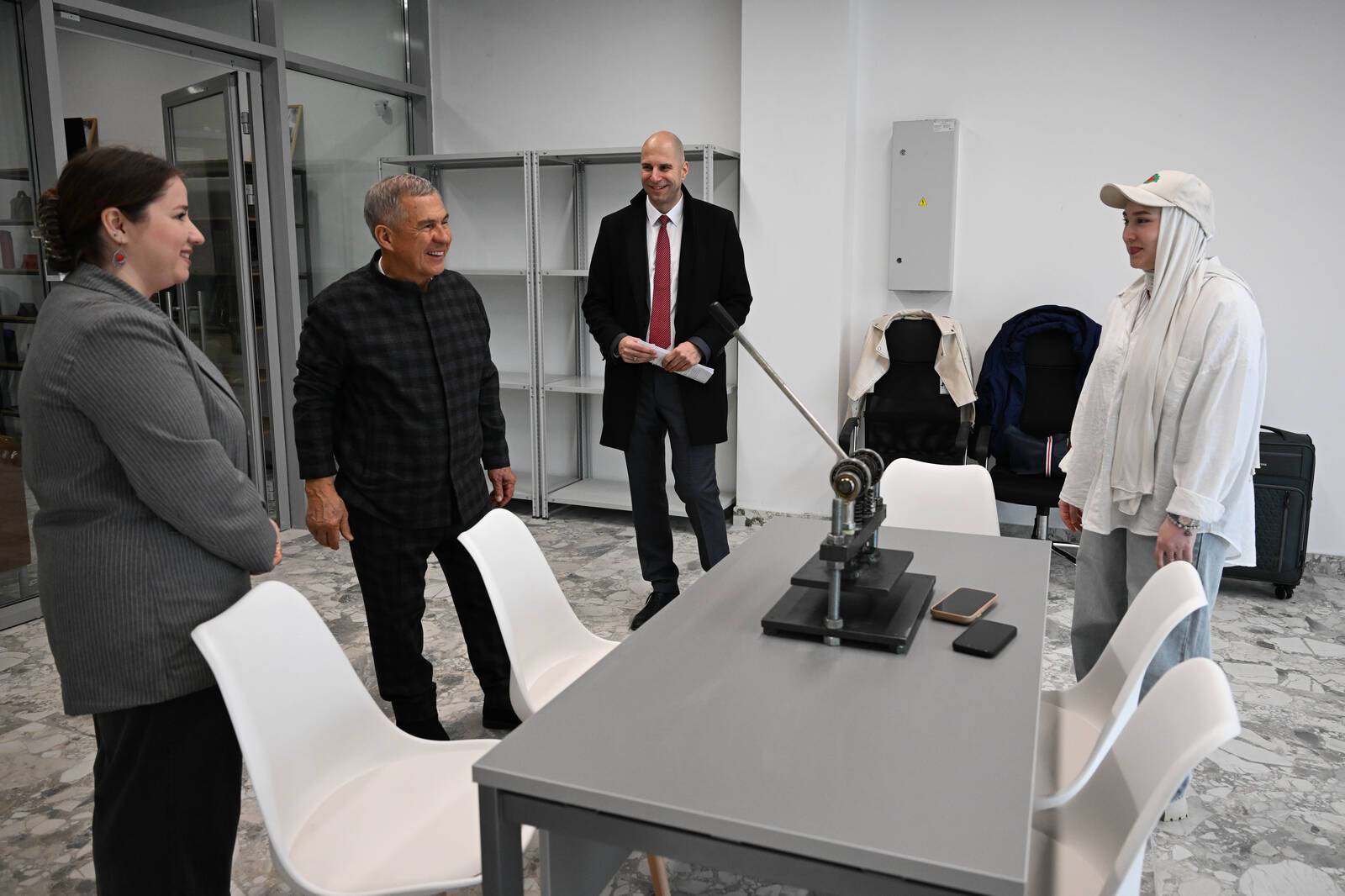 Минниханов посетил обновленный центр уникальных ремесел - видео