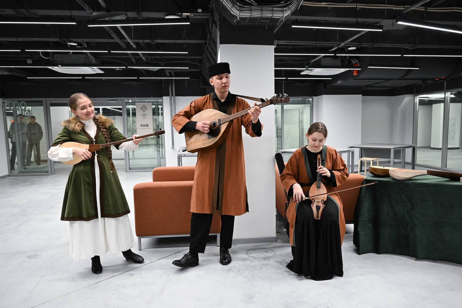 Минниханов посетил обновленный центр уникальных ремесел - видео