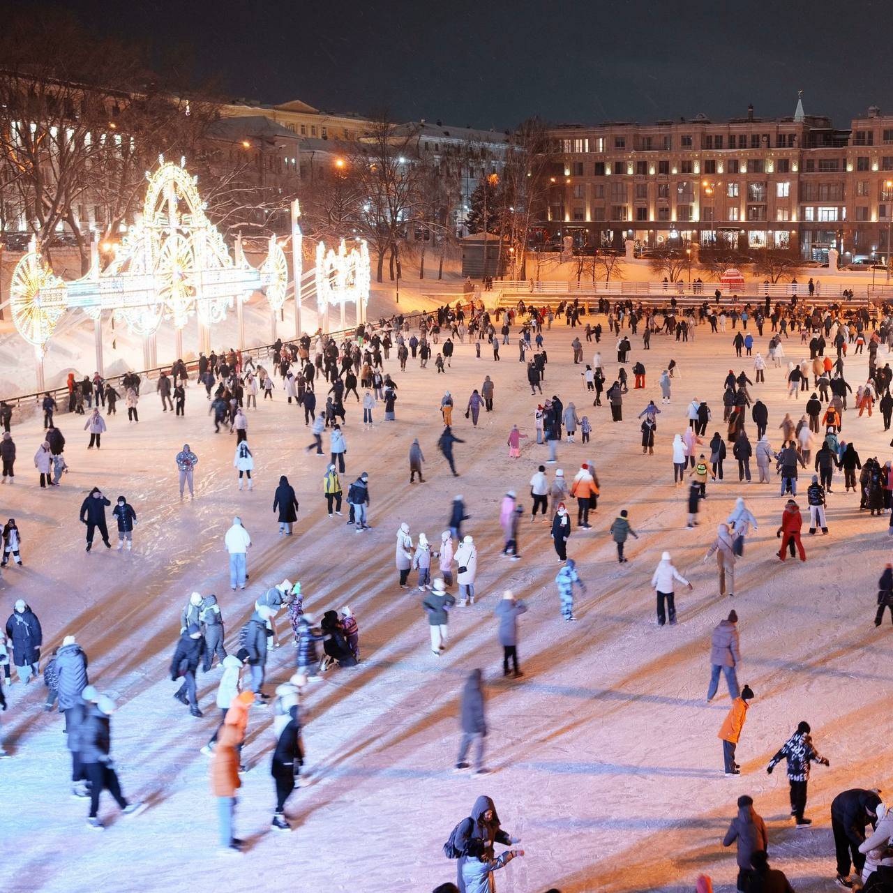 Каток в парке «Черное озеро» в Казани завершает сезон