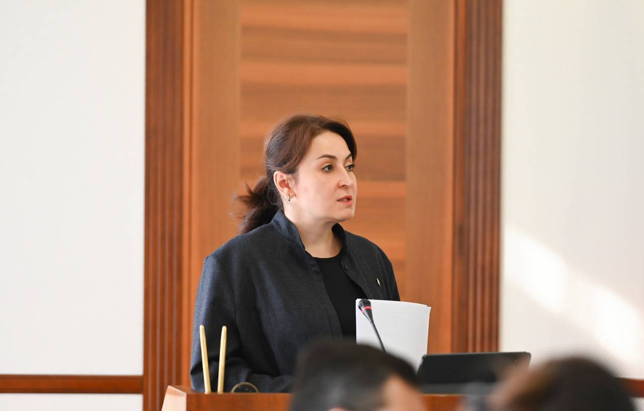 «В одиночку никто не справится»: в Госсовете РТ обсудили вопросы воспитания детей и подростков