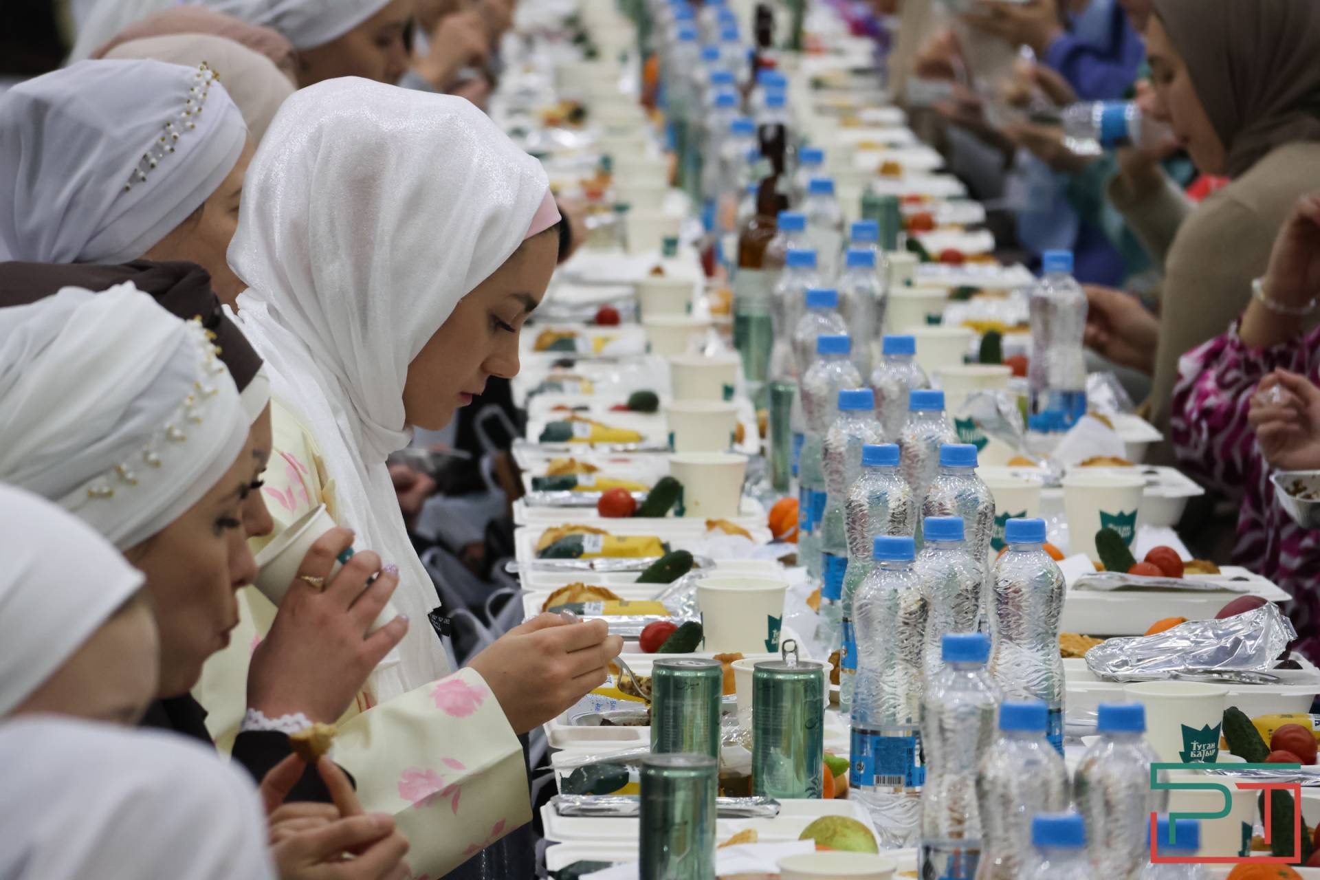 В Казани прошел 14-й Республиканский ифтар