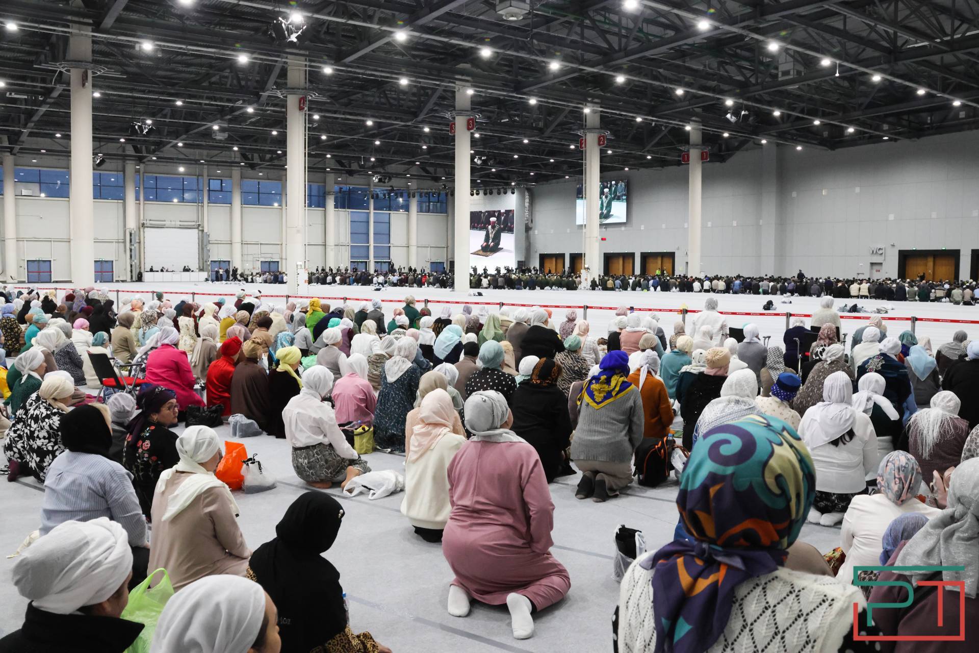 В Казани прошел 14-й Республиканский ифтар