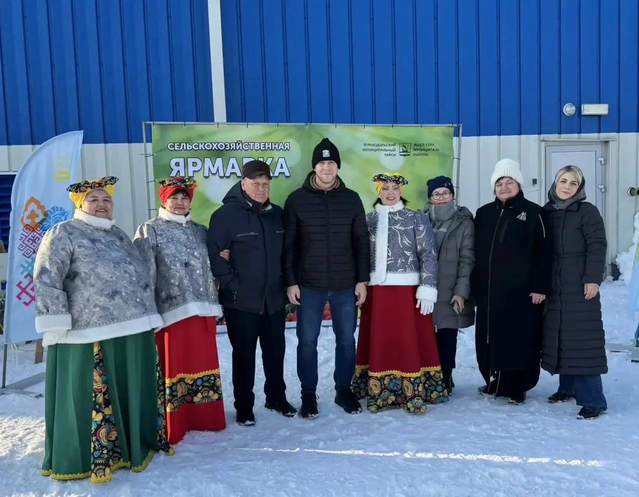 Концерты и торговля: в Зеленодольском районе открылись первые весенние сельхозярмарки