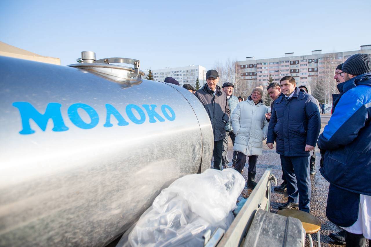 Мэр Нижнекамска купил для семьи фермерские продукты на первой сельхозярмарке весны