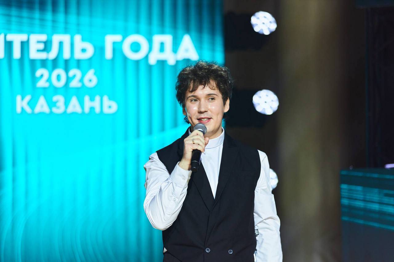 «Ложусь в 10 вечера, встаю в 3 ночи»: лучший учитель Казани поделился секретами успеха