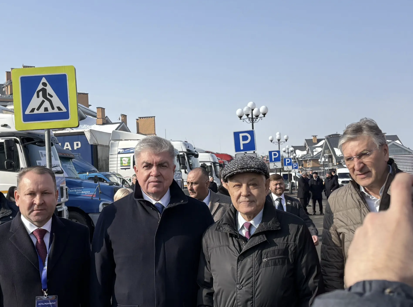 17 фур с гуманитарными грузами отправились из Казани в ЛНР