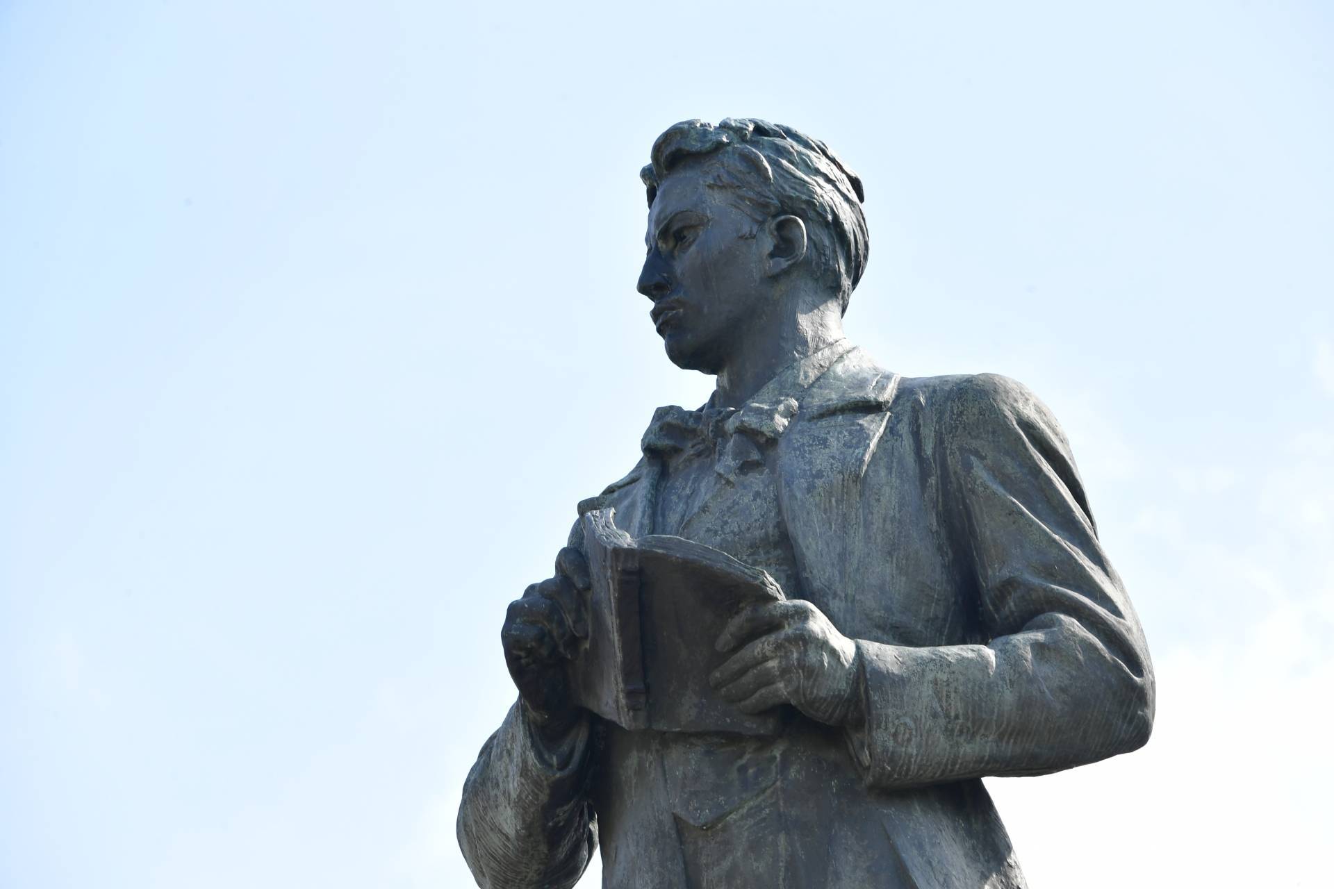 Чтения, автобусные экскурсии и выставка: как в Татарстане отпразднуют 140-летие Тукая