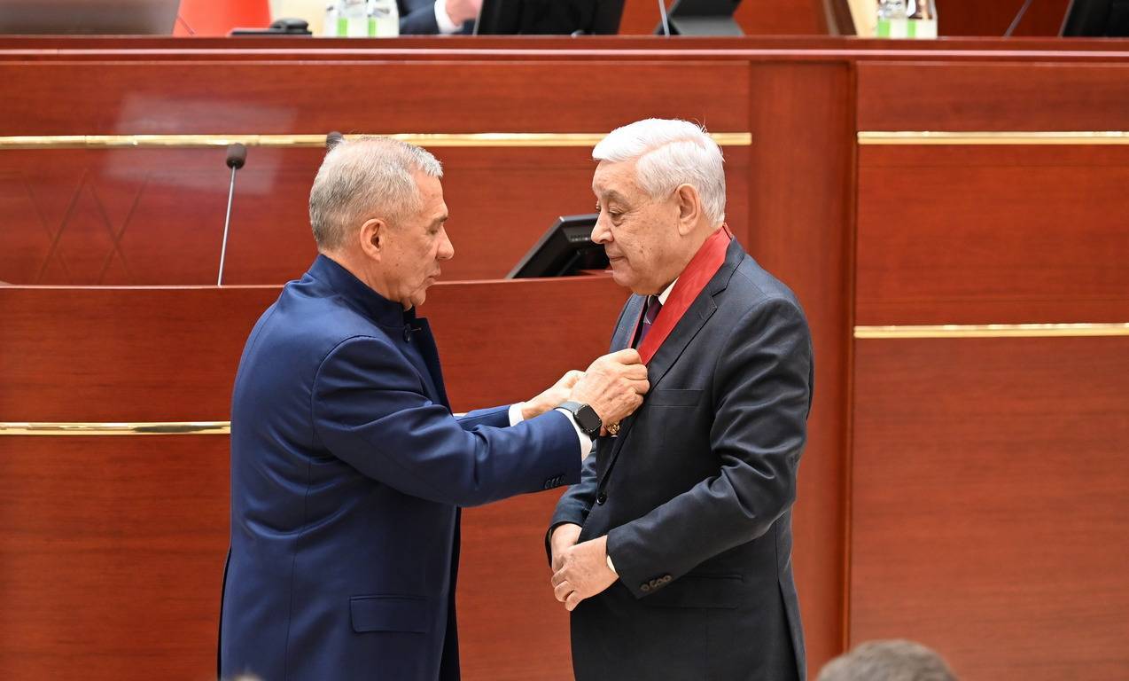 «В моей жизни наступает новый этап»: Фарид Мухаметшин избран Почетным Председателем Госсовета РТ