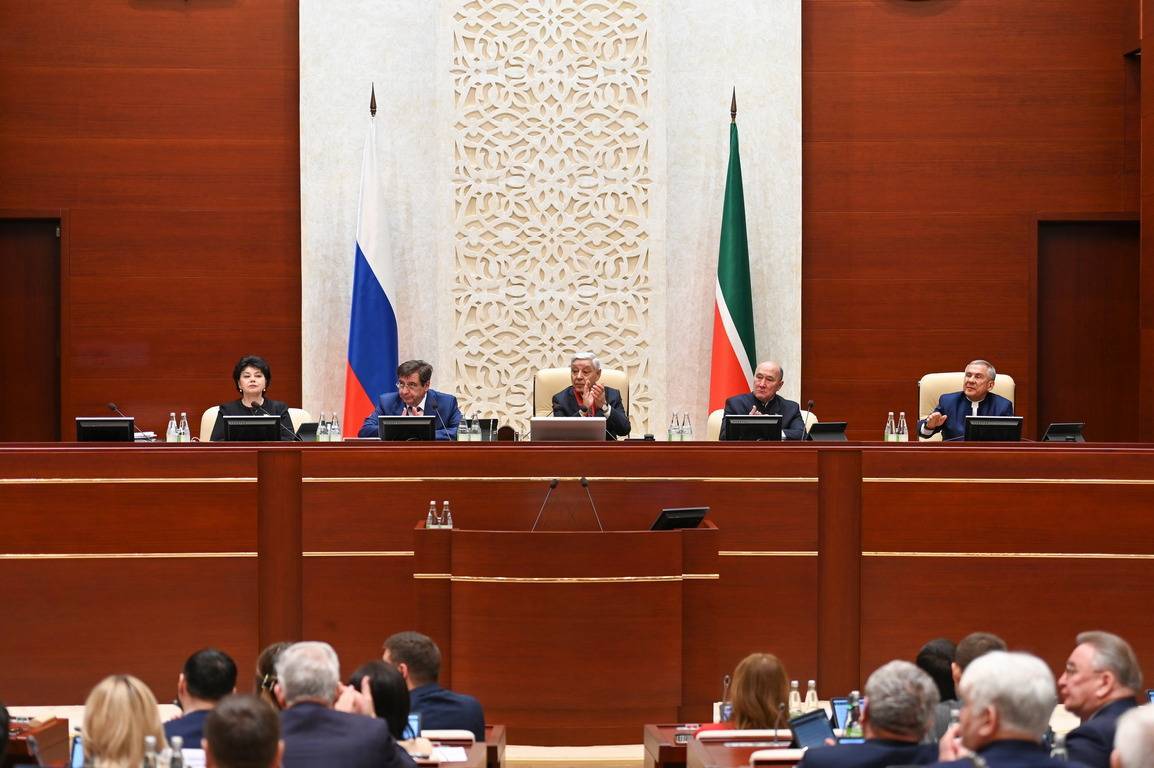 «В моей жизни наступает новый этап»: Фарид Мухаметшин избран Почетным Председателем Госсовета РТ