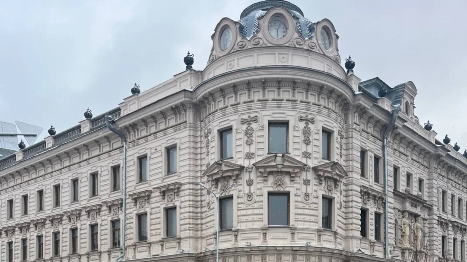 В Казани началась поэтапная реставрация Александровского пассажа