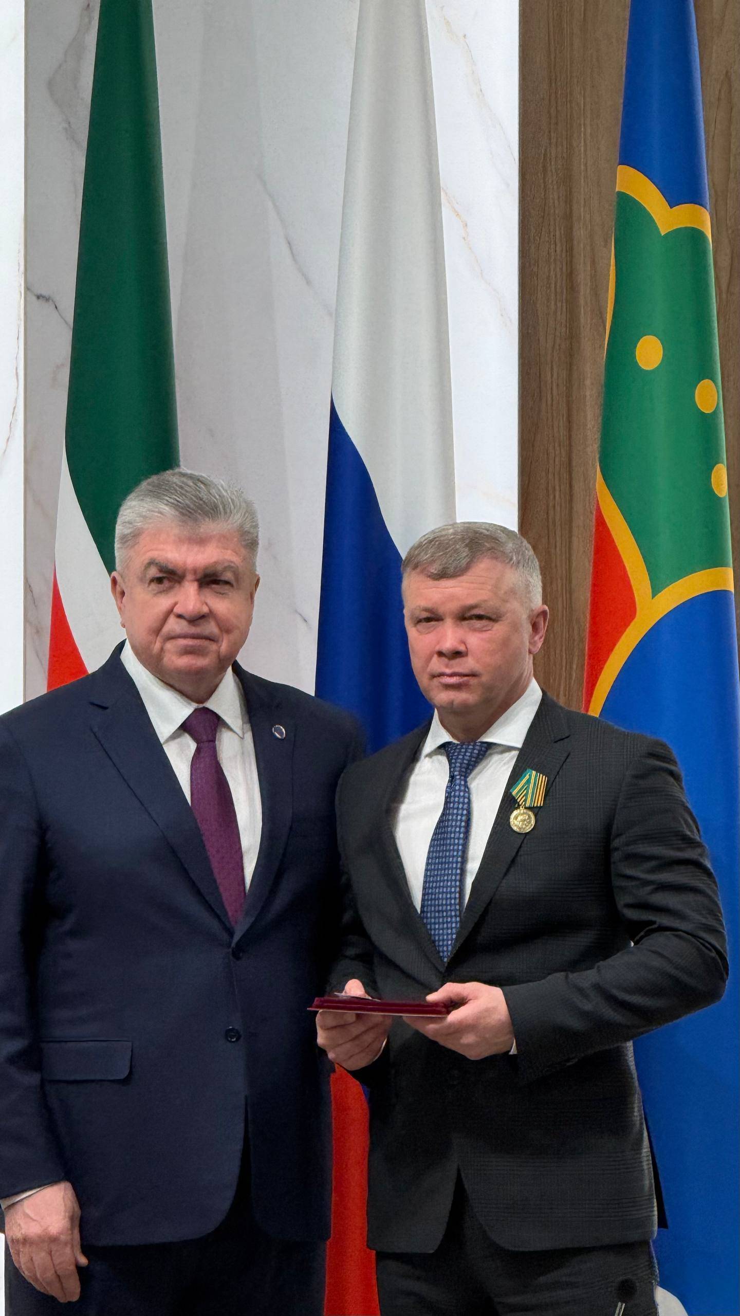 В Челнах наградили волонтеров, оказывающих помощь бойцам СВО