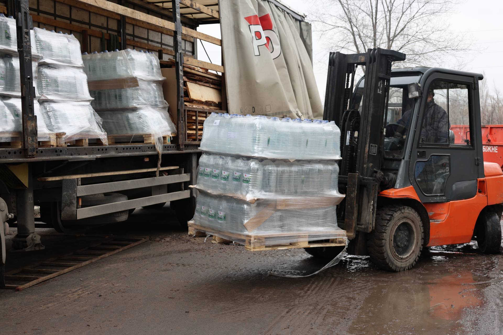 Татарстан доставил более 250 тонн гуманитарной помощи в Лисичанск и Рубежное