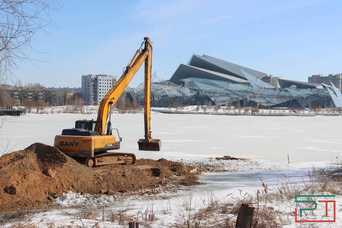 «Не трогали бы ивы – не было бы скандала»: казанцев возмутила вырубка деревьев на Кабане