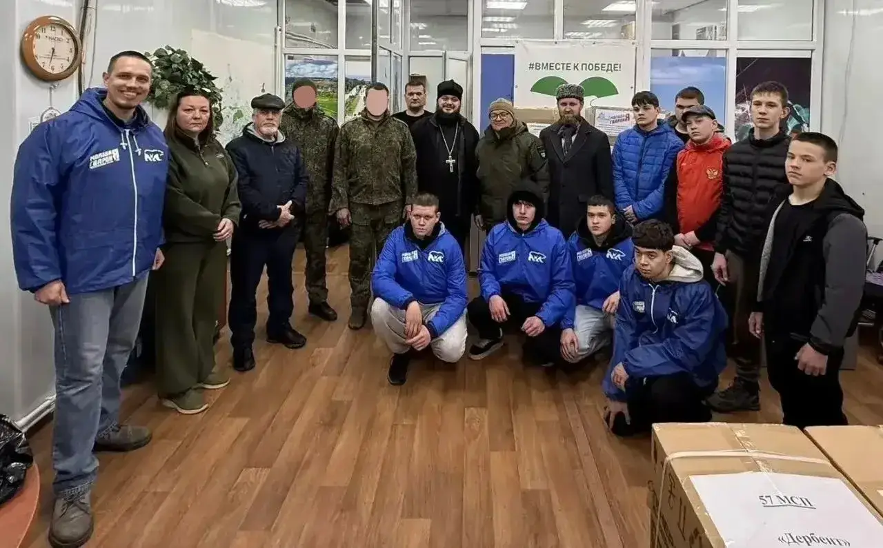 Верующие из Елабуги отправили бойцам СВО вещи для молельных комнат на передовой