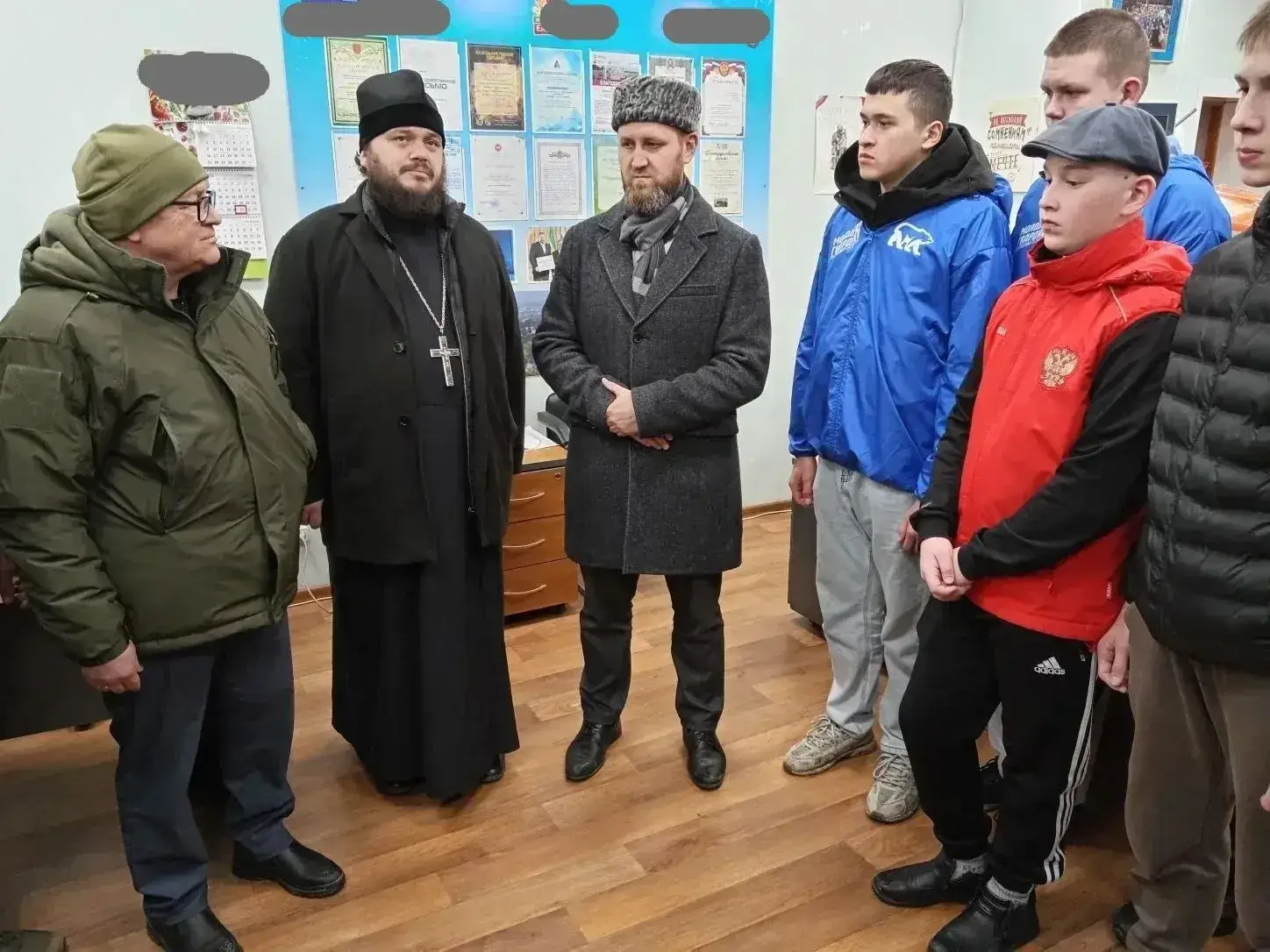 Верующие из Елабуги отправили бойцам СВО вещи для молельных комнат на передовой