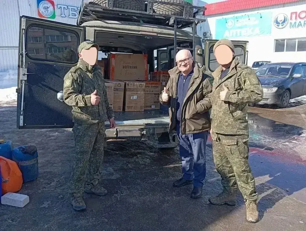 Верующие из Елабуги отправили бойцам СВО вещи для молельных комнат на передовой