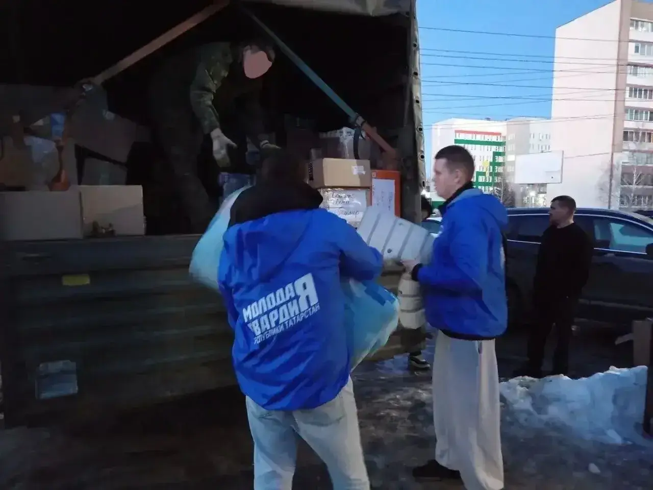 Верующие из Елабуги отправили бойцам СВО вещи для молельных комнат на передовой