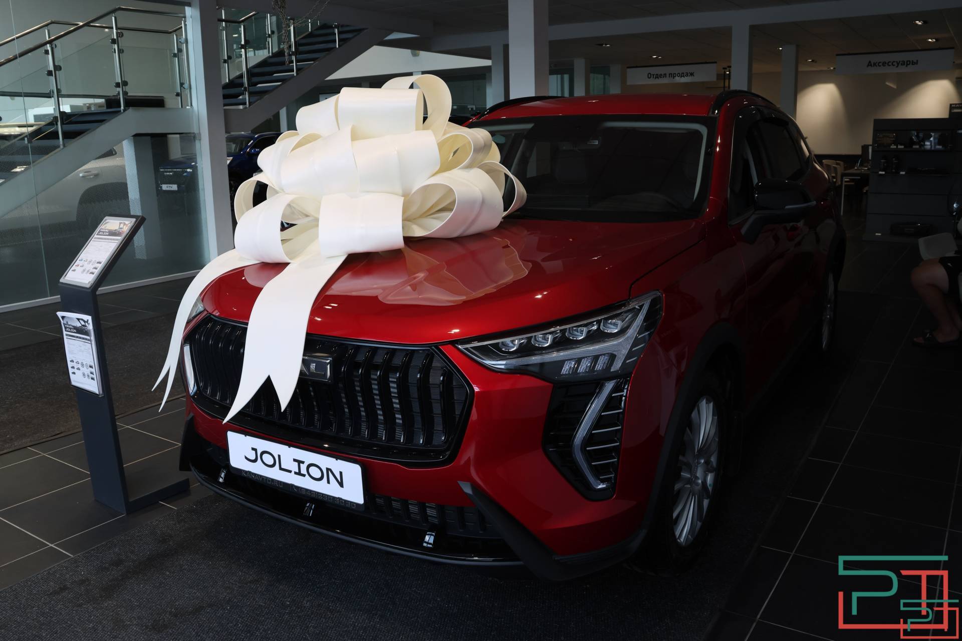 «Ждите, уже в Уссурийске»: казанские мошенники обманули на 30 млн желающих купить авто из Китая