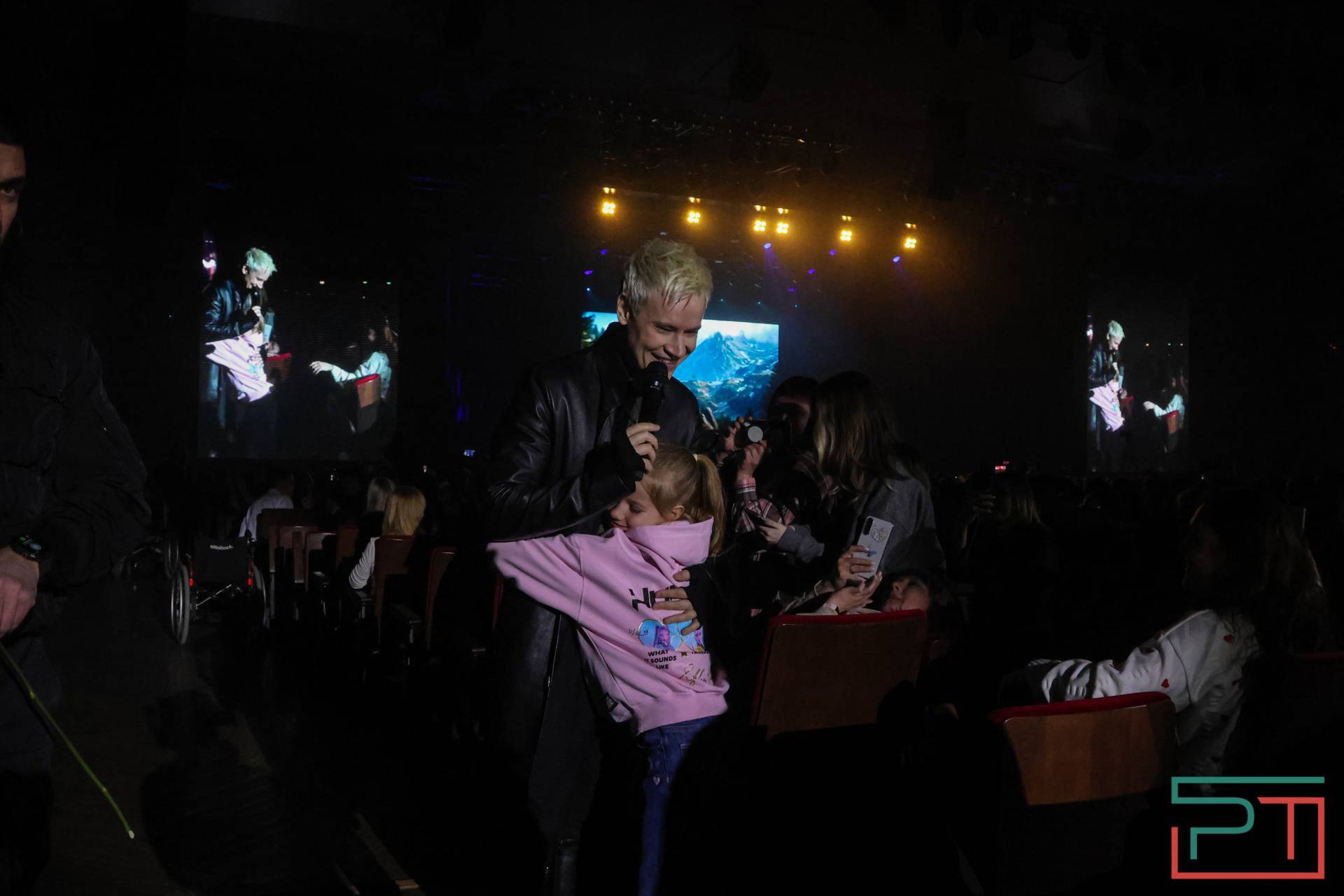 Певец SHAMAN выступил в Казани