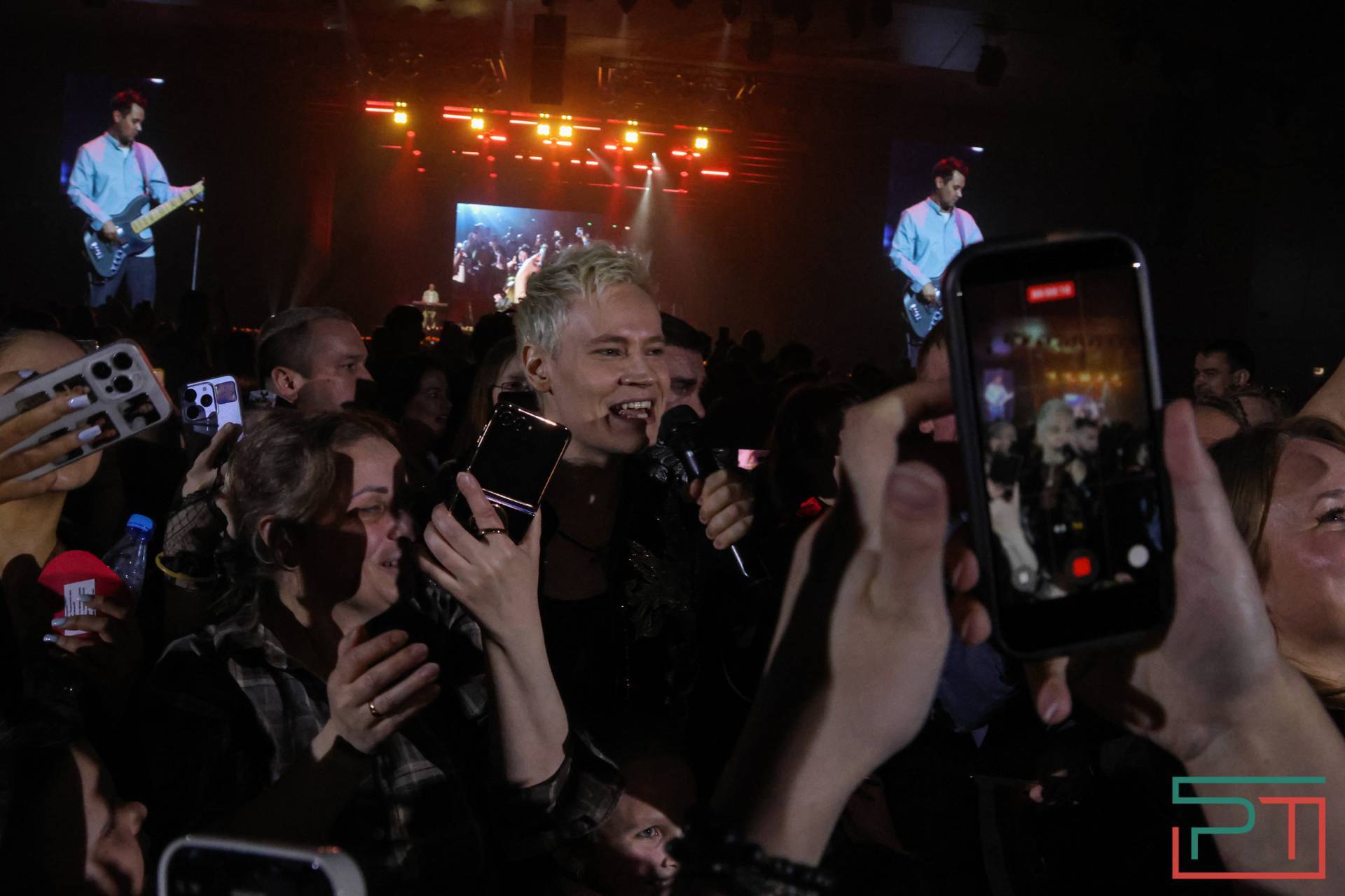 Певец SHAMAN выступил в Казани