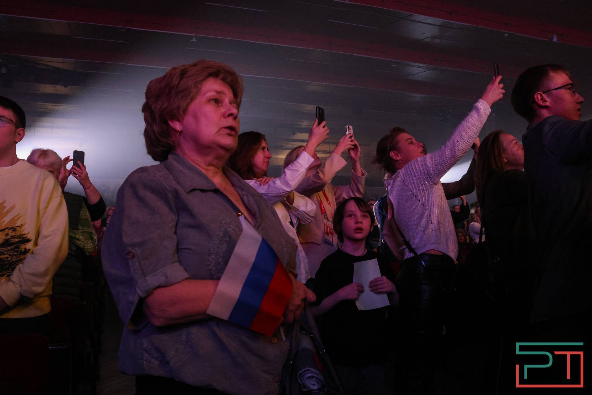 Певец SHAMAN выступил в Казани