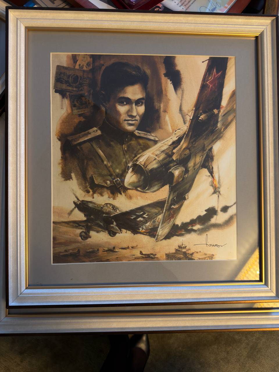 Заслуженный художник России Айдаров подарил 20 картин бойцам СВО