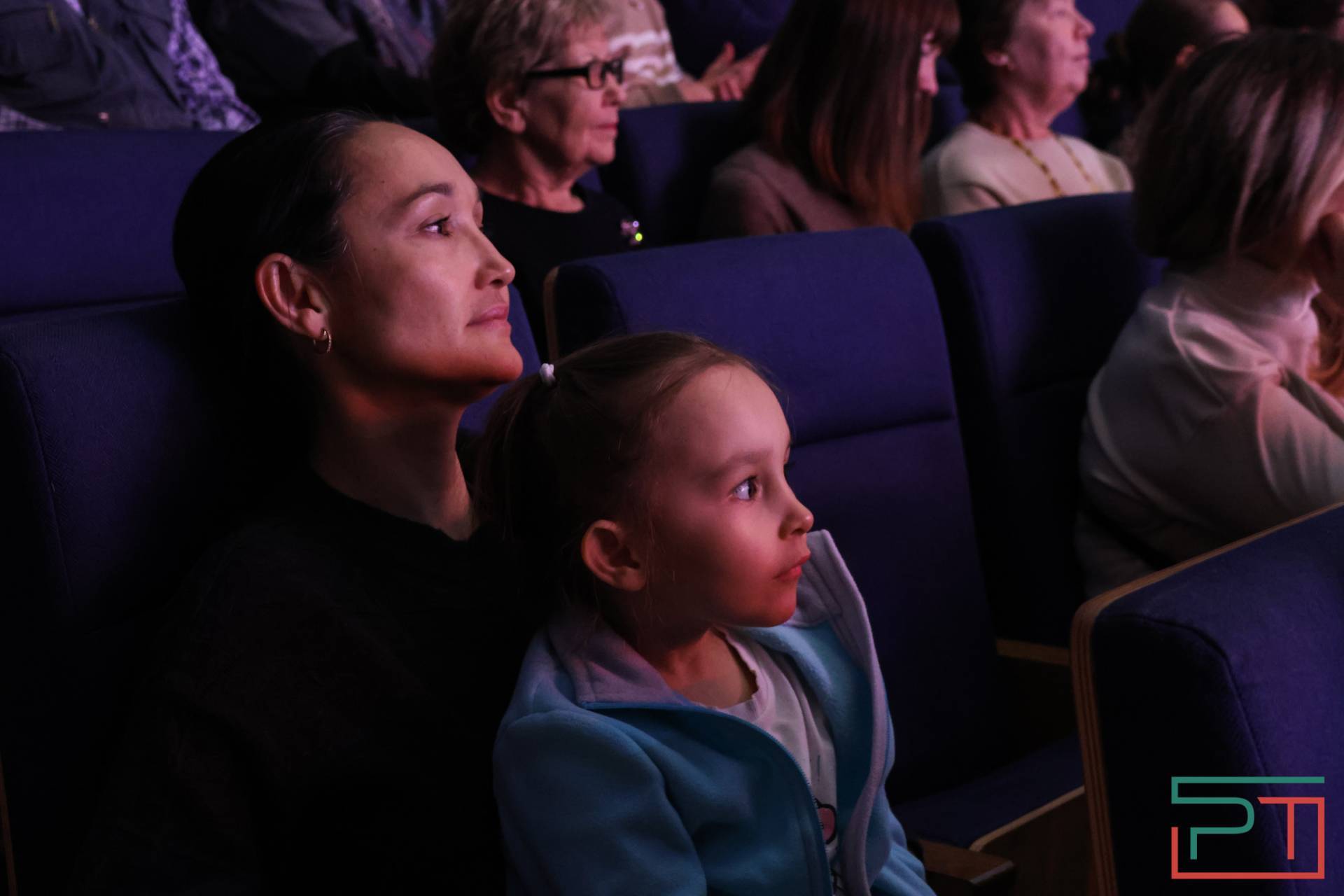 Праздничный концерт, посвященный Международному женскому дню