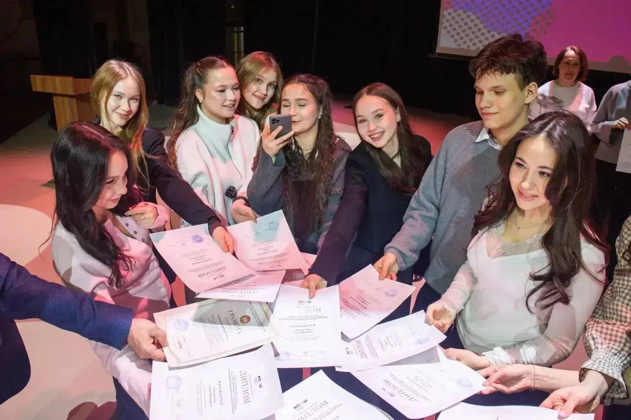 Более 300 школьников проверили знания на олимпиаде по ОБЗР в Казани