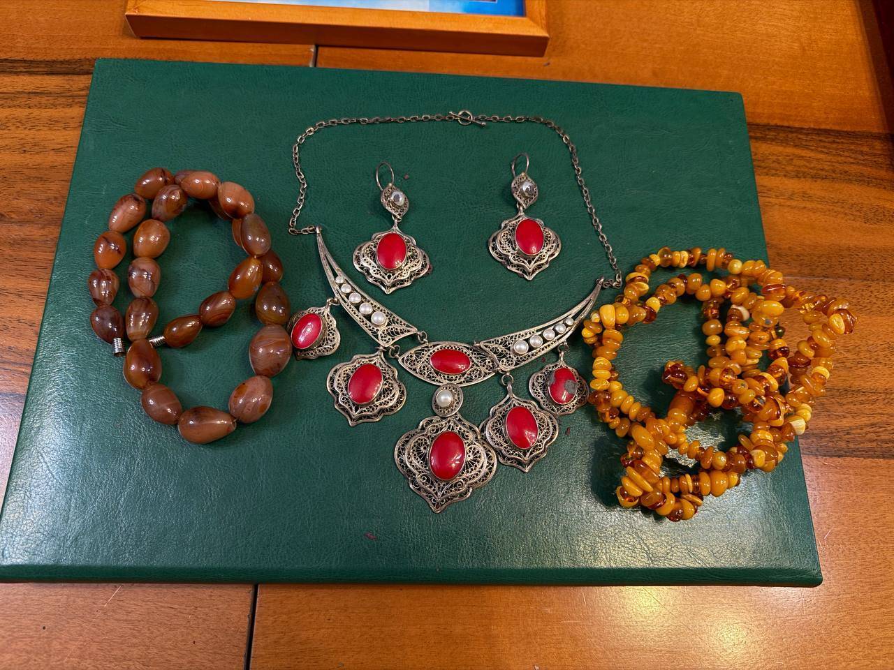 «Золотой лев», бусы и портрет отца: из Германии в Казань доставлены вещи Софии Губайдулиной