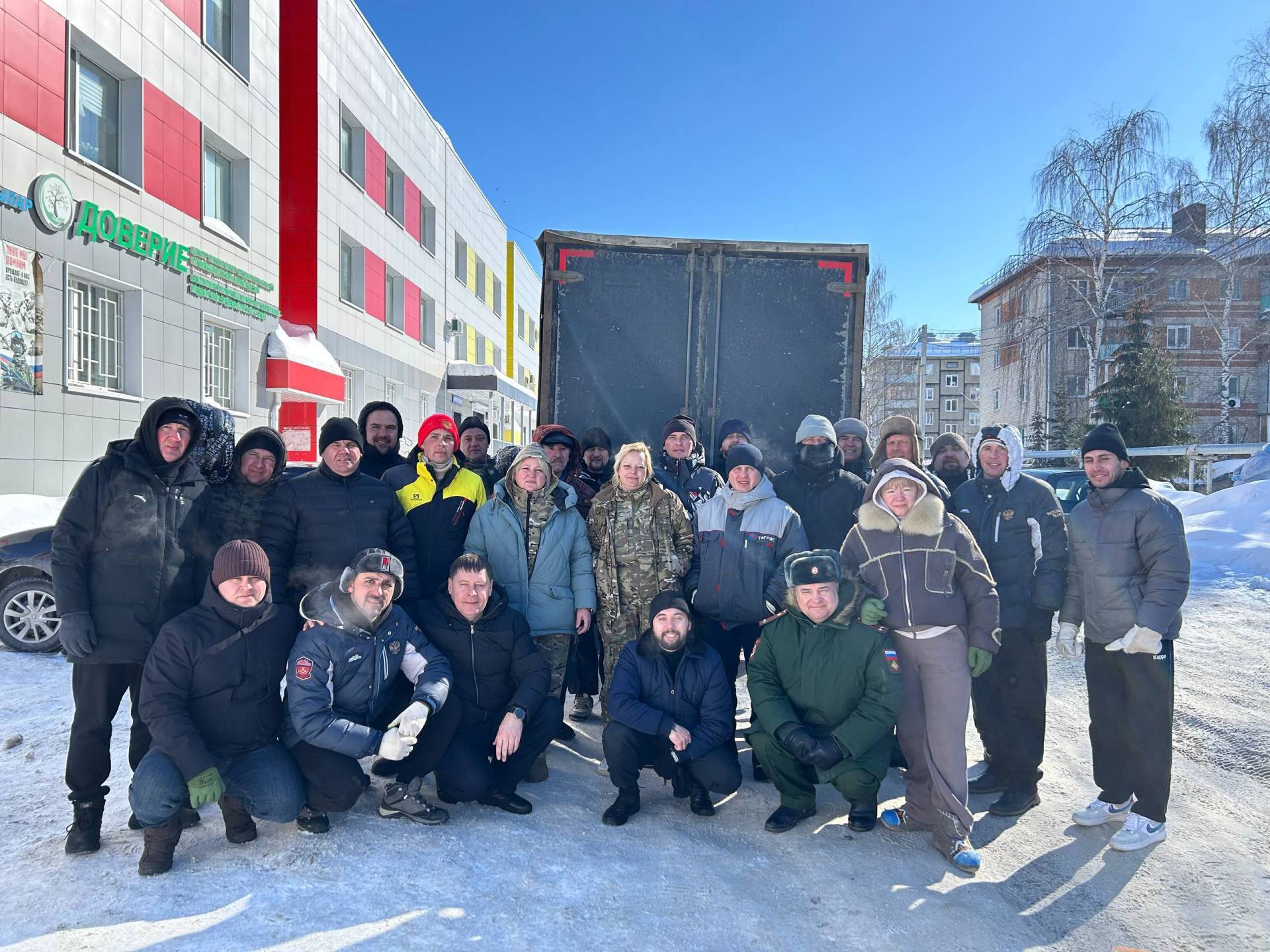 Высокогорцы отправили три автомобиля с гуманитарным грузом в зону СВО