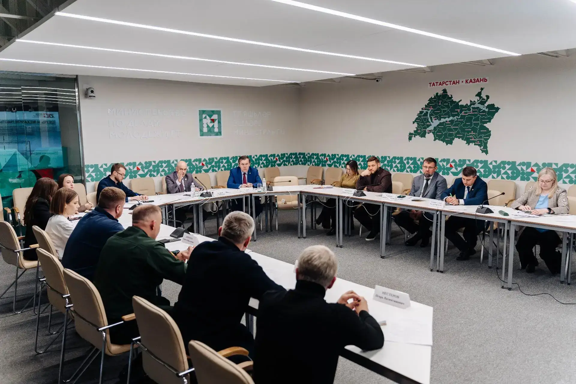 Участники программы «Батырлар» представили свои проекты в молодежной политике