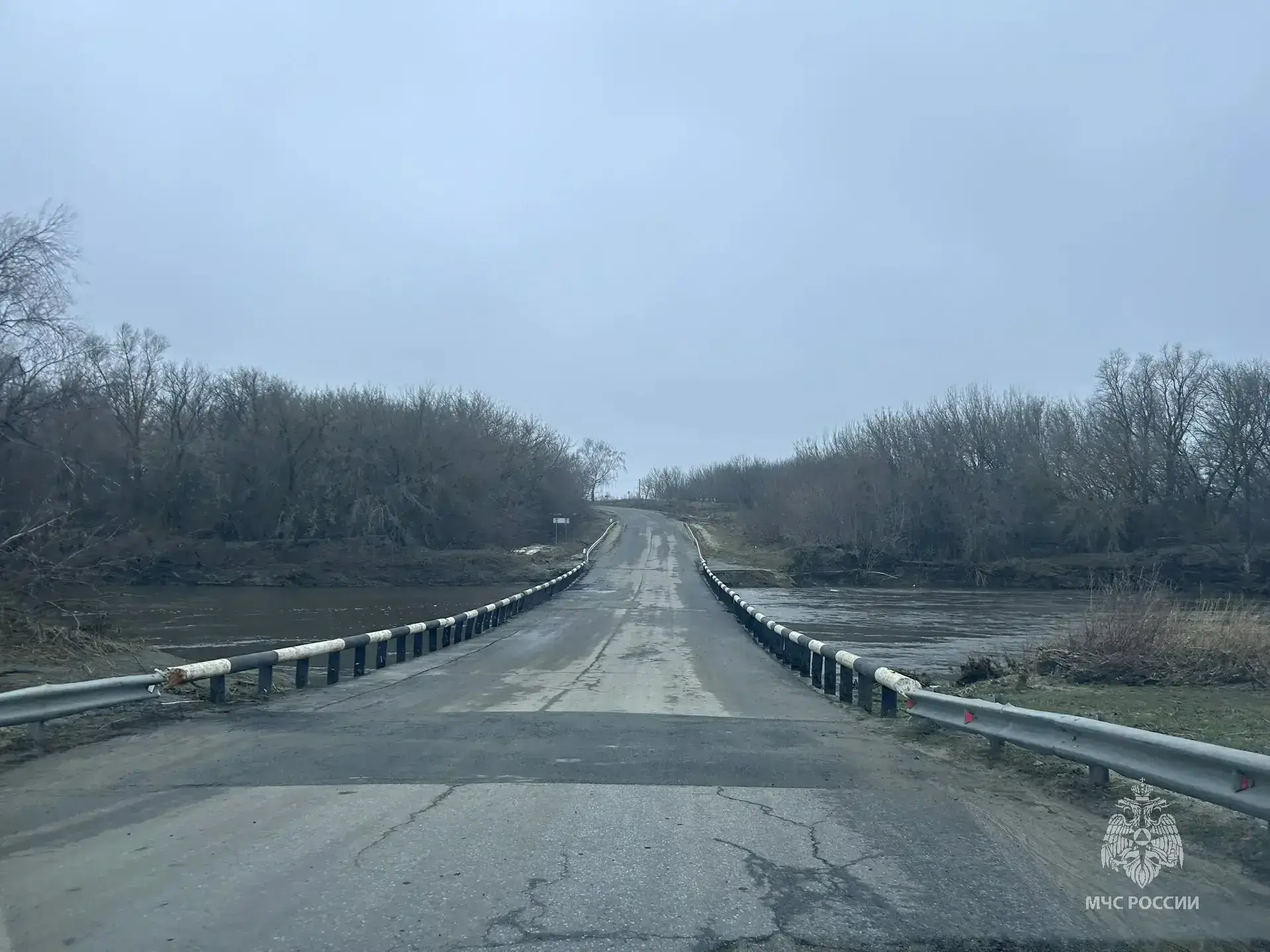 Три низководных моста остаются под водой в Татарстане
