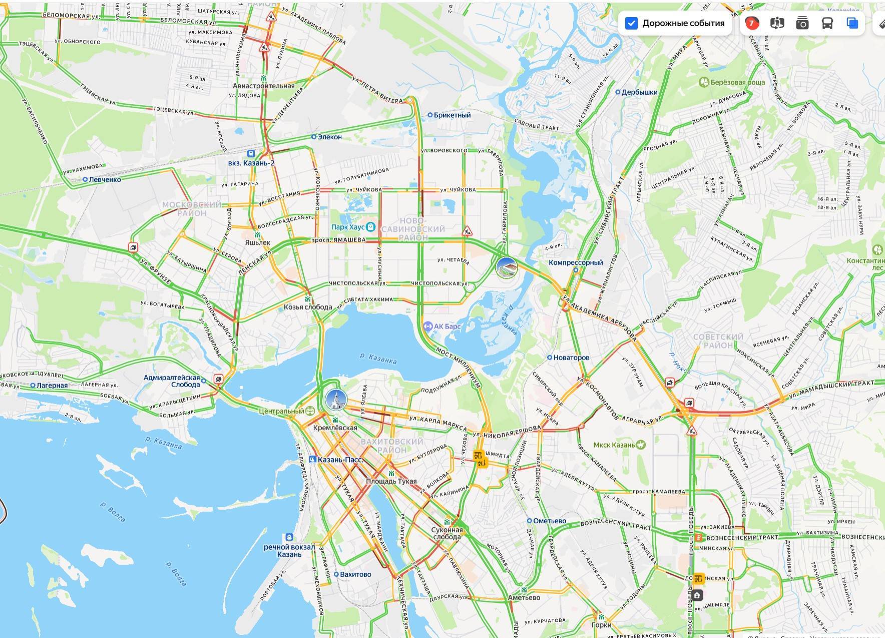 Пробки в Казани достигли 7 баллов