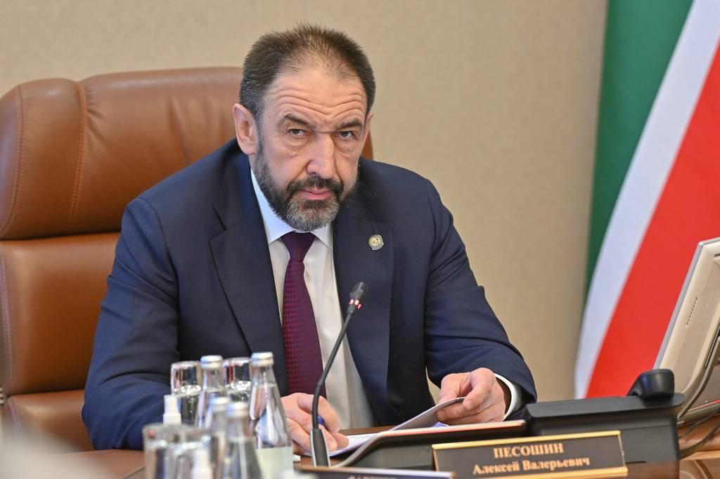 Алексей Песошин отчитался о деятельности Кабмина Татарстана на заседании Госсовета РТ
