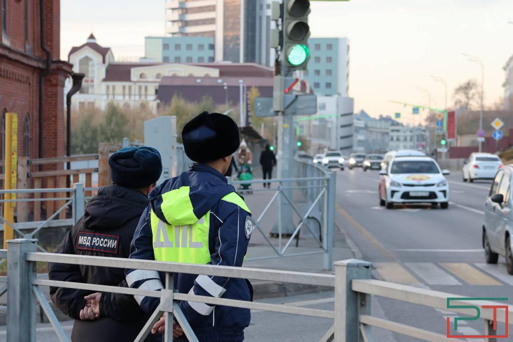 Вместо взятки подвел под статью: как один подросток в Казани трех гаишников наказал