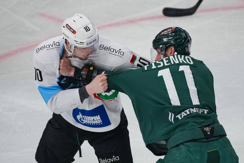 Две драки без овертайма: «Ак Барс» с боем вышел в полуфинал Кубка Гагарина