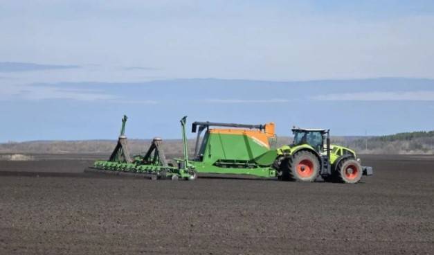 В Татарстане стартовал сев яровых культур