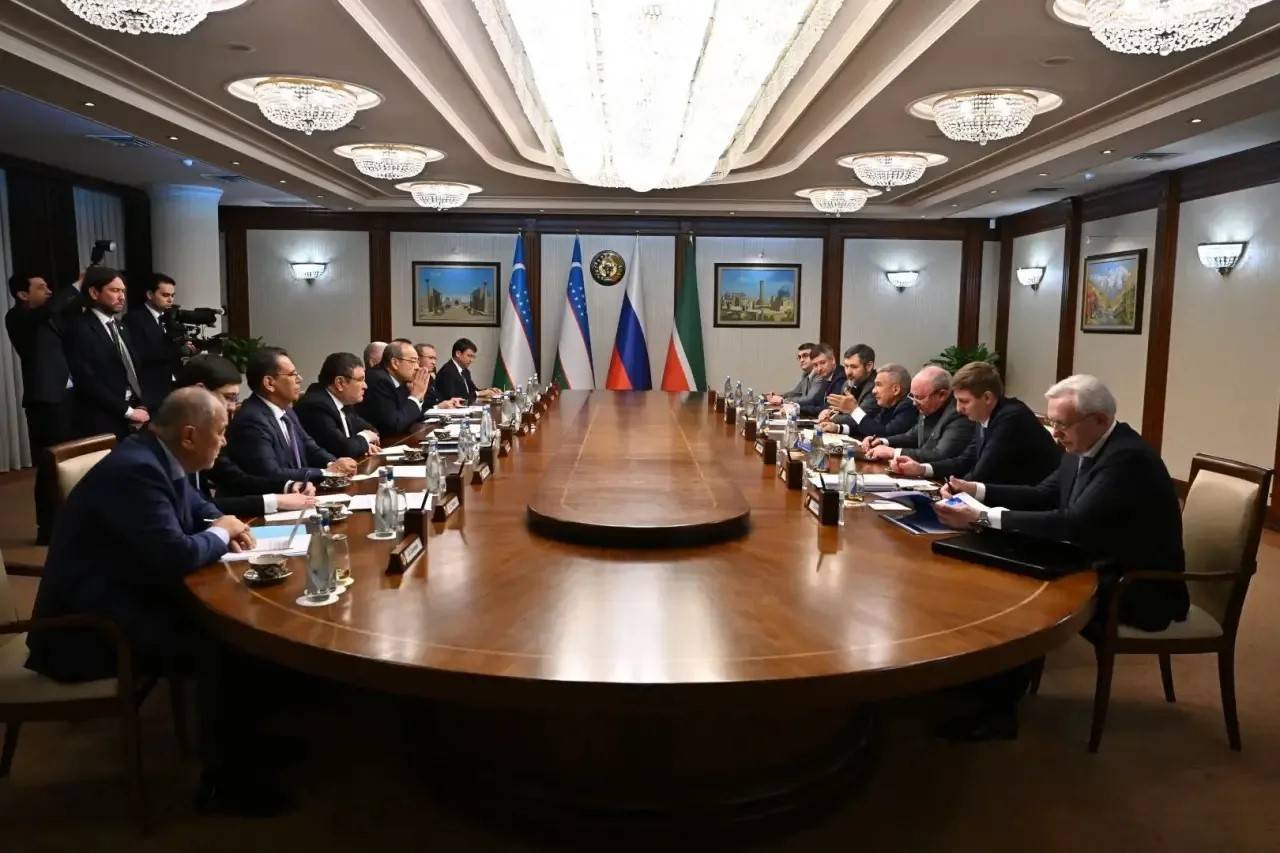 Рустам Минниханов обсудил «Иннопром» и сотрудничество с Премьер-министром Узбекистана