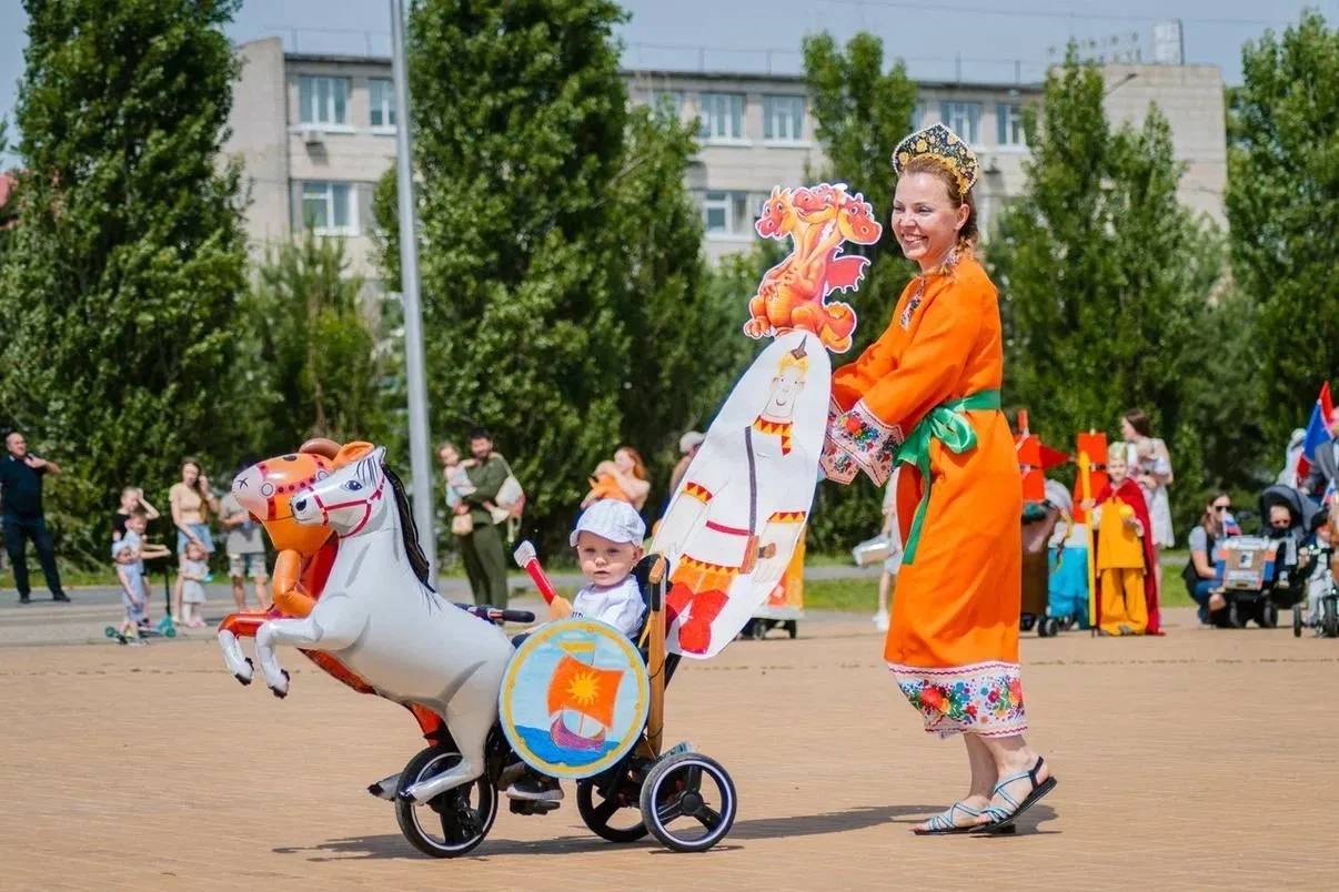 Семьи с детьми могут подать заявки на конкурс колясок «Бәләкәч Фест» в Казани до 26 апреля