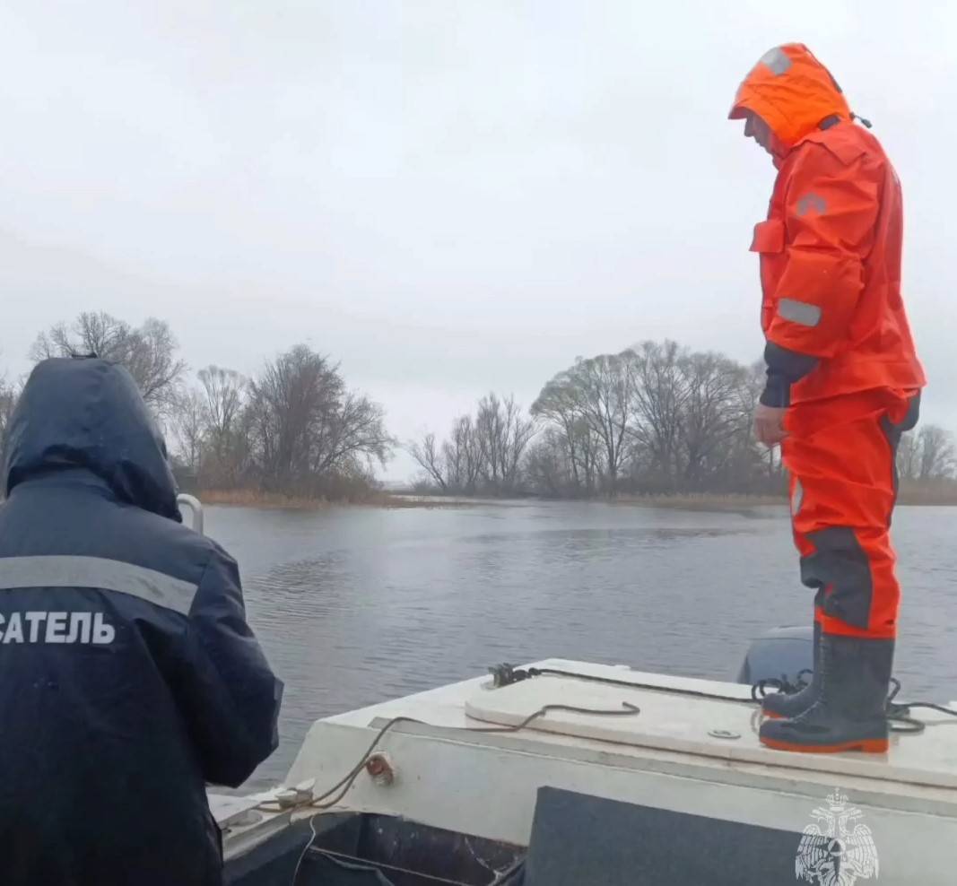 В заливе Волги около Казани перевернулась лодка – один мужчина утонул, второй спасся
