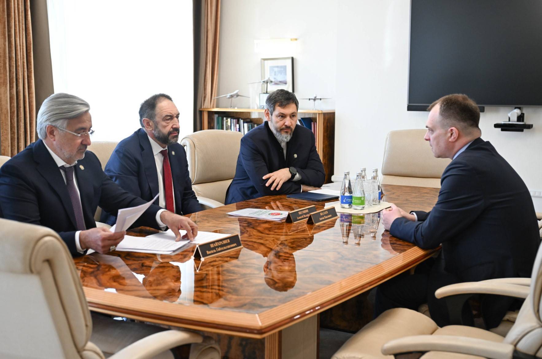 Ассамблею SMIIC в Казани обсудили Премьер-министр Татарстана и руководитель Росстандарта