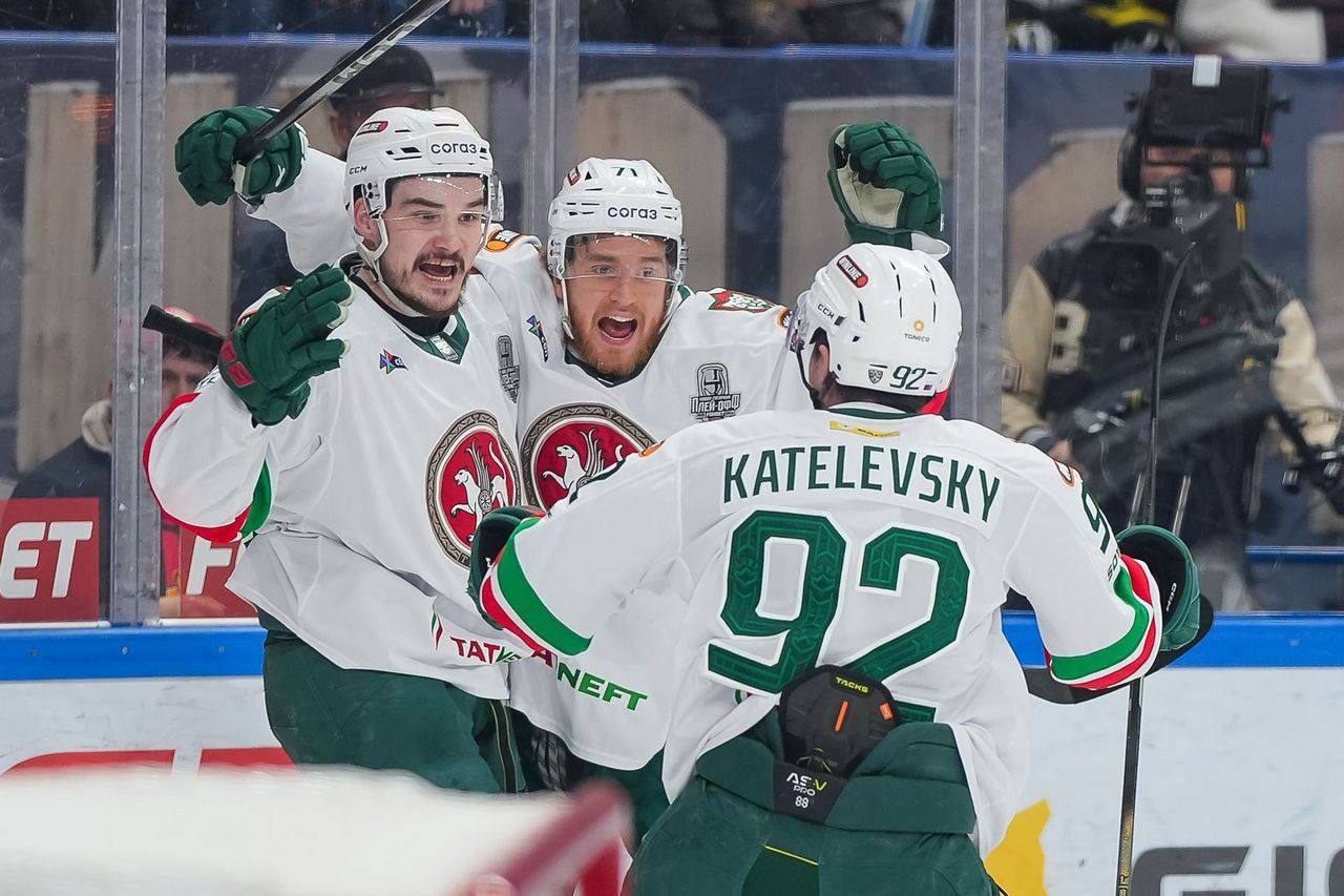 Перекрыли кислород: «Ак Барс» в первом матче полуфинала Кубка Гагарина смял «Металлург»