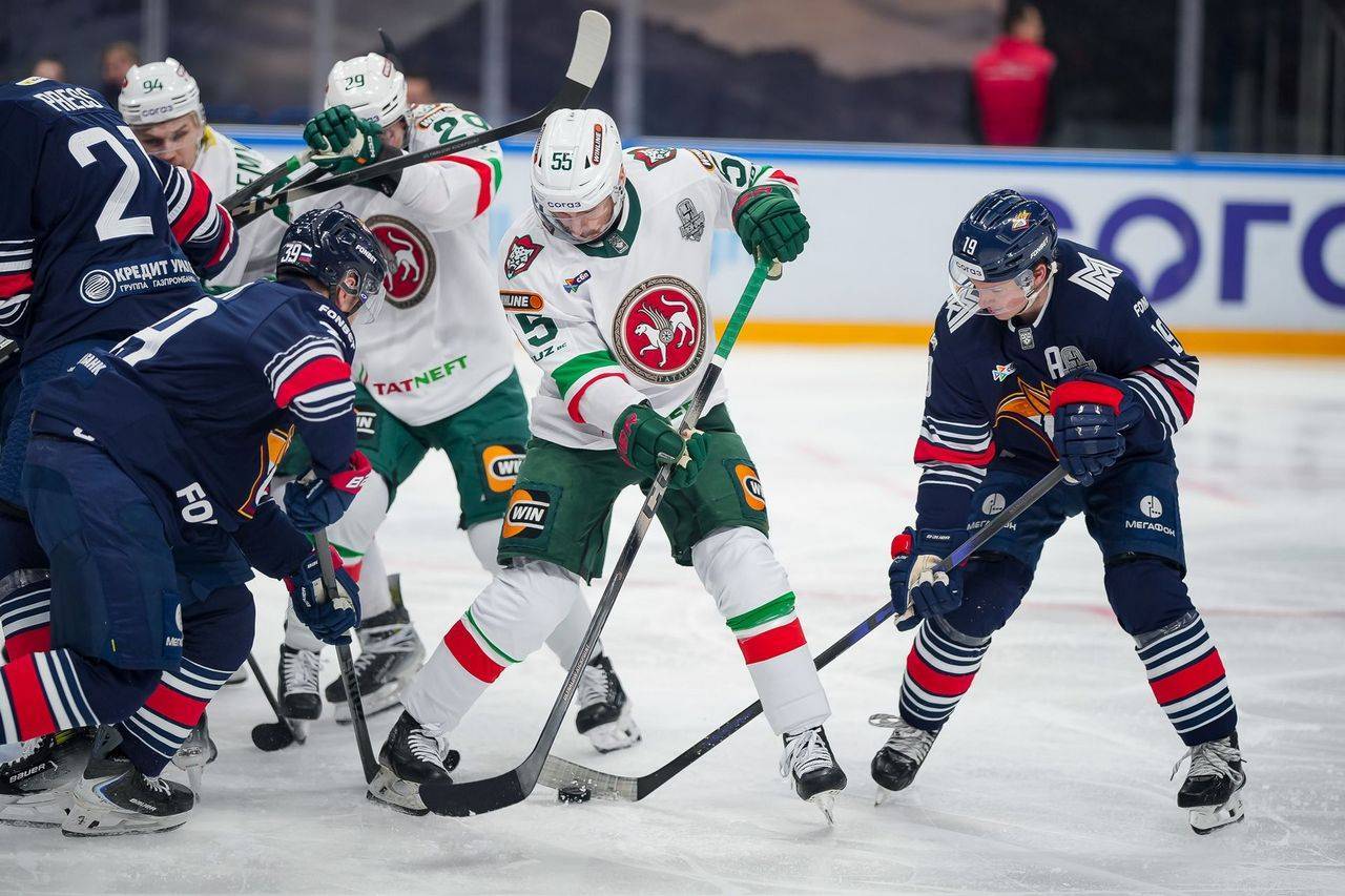 Перекрыли кислород: «Ак Барс» в первом матче полуфинала Кубка Гагарина смял «Металлург»