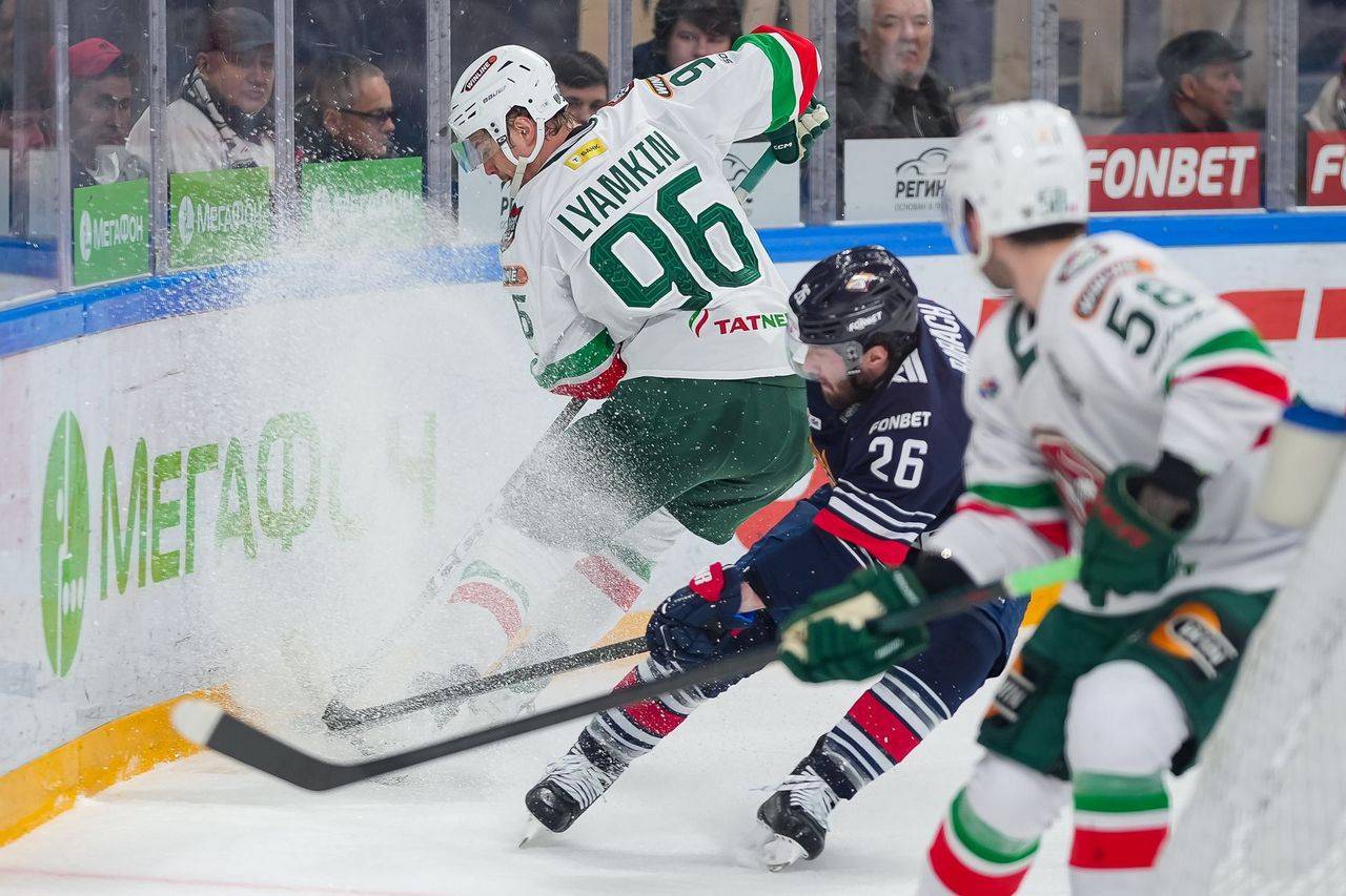 Перекрыли кислород: «Ак Барс» в первом матче полуфинала Кубка Гагарина смял «Металлург»