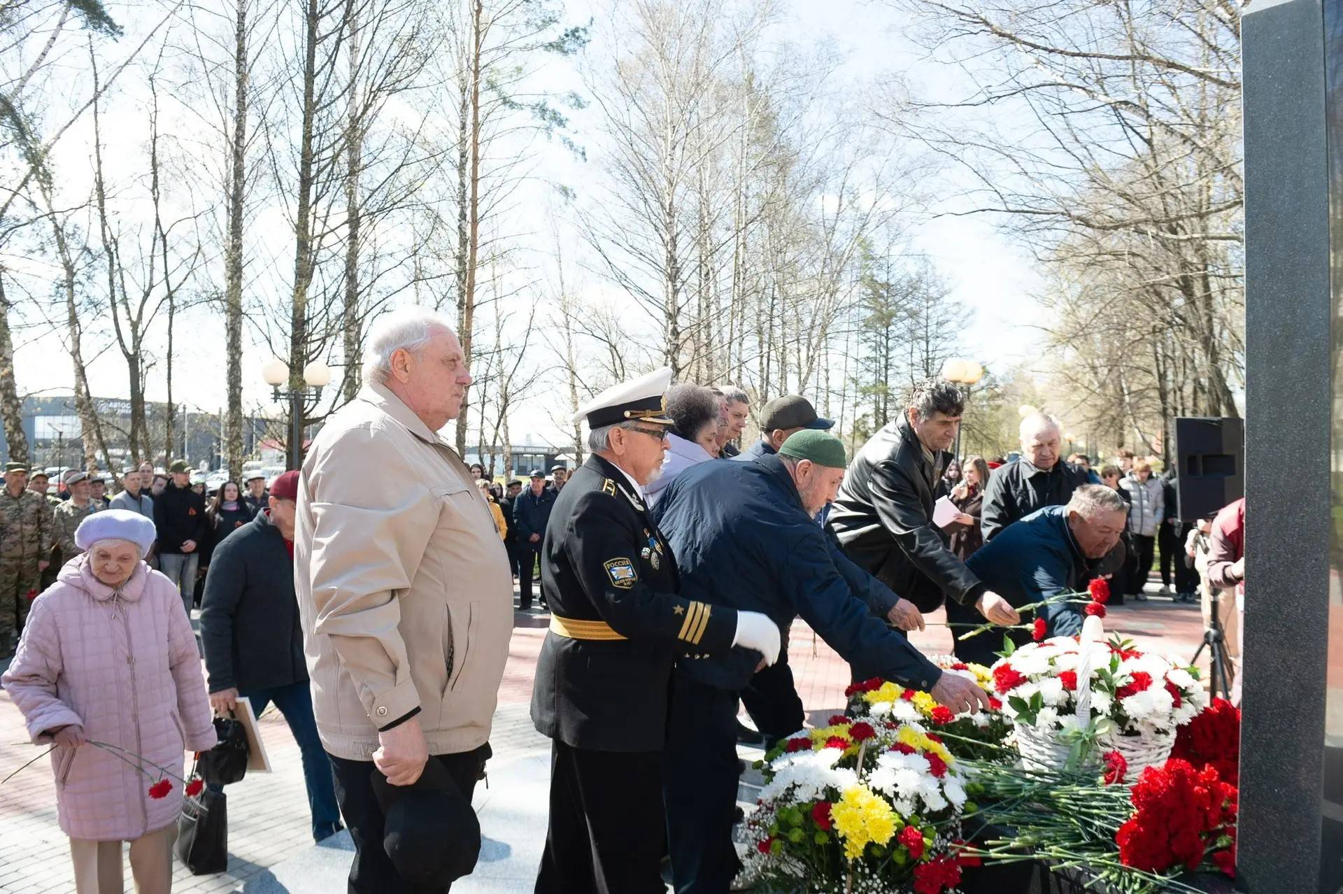 В Нижнекамске появилась Аллея героев Чернобыля