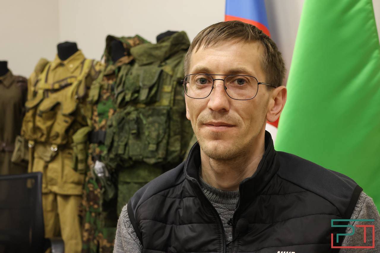 «Танк повернул башню и выстрелил в нас»: как ангел-хранитель спас воина из Татарстана